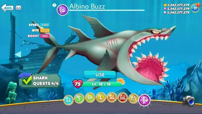 Hungry Shark World giant shark in the ocean