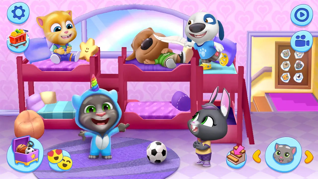 Đại gia đình My Talking Tom Friends trong ngôi nhà chung